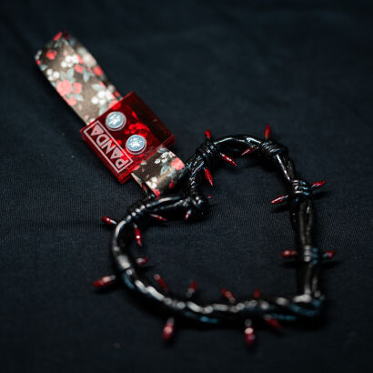 TSURIKAWA - THORNS BLACK BLOOD